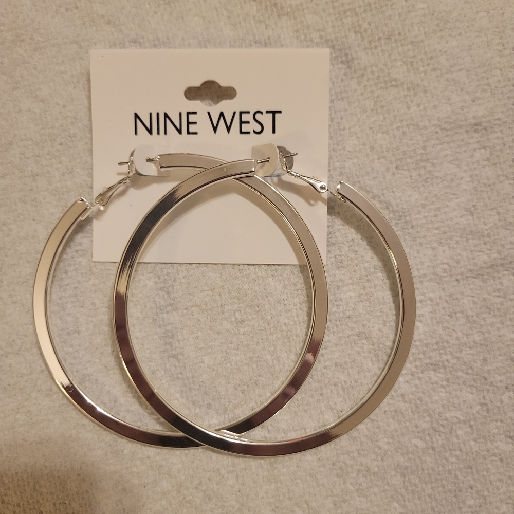 Nine West various earrings